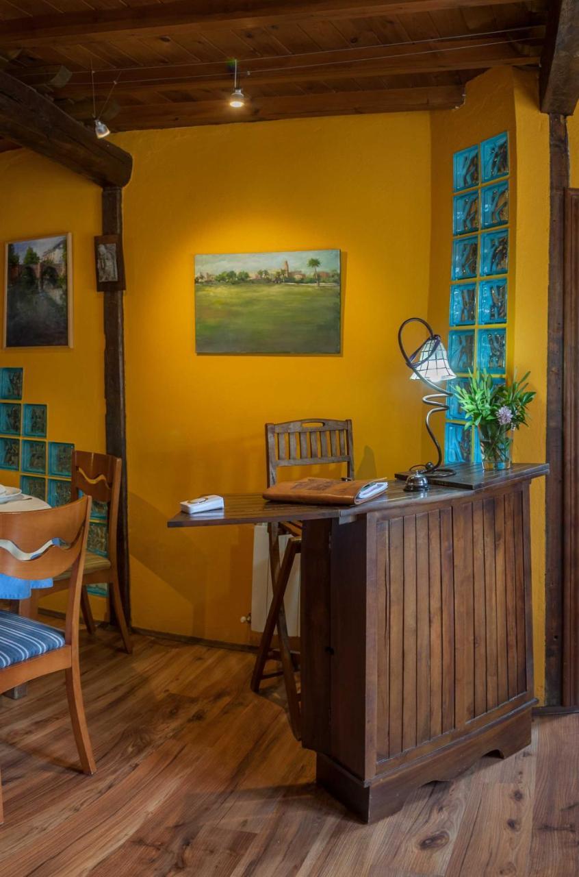 Micro-Hostal La Puerta Del Perdon Villafranca Del Bierzo Luaran gambar