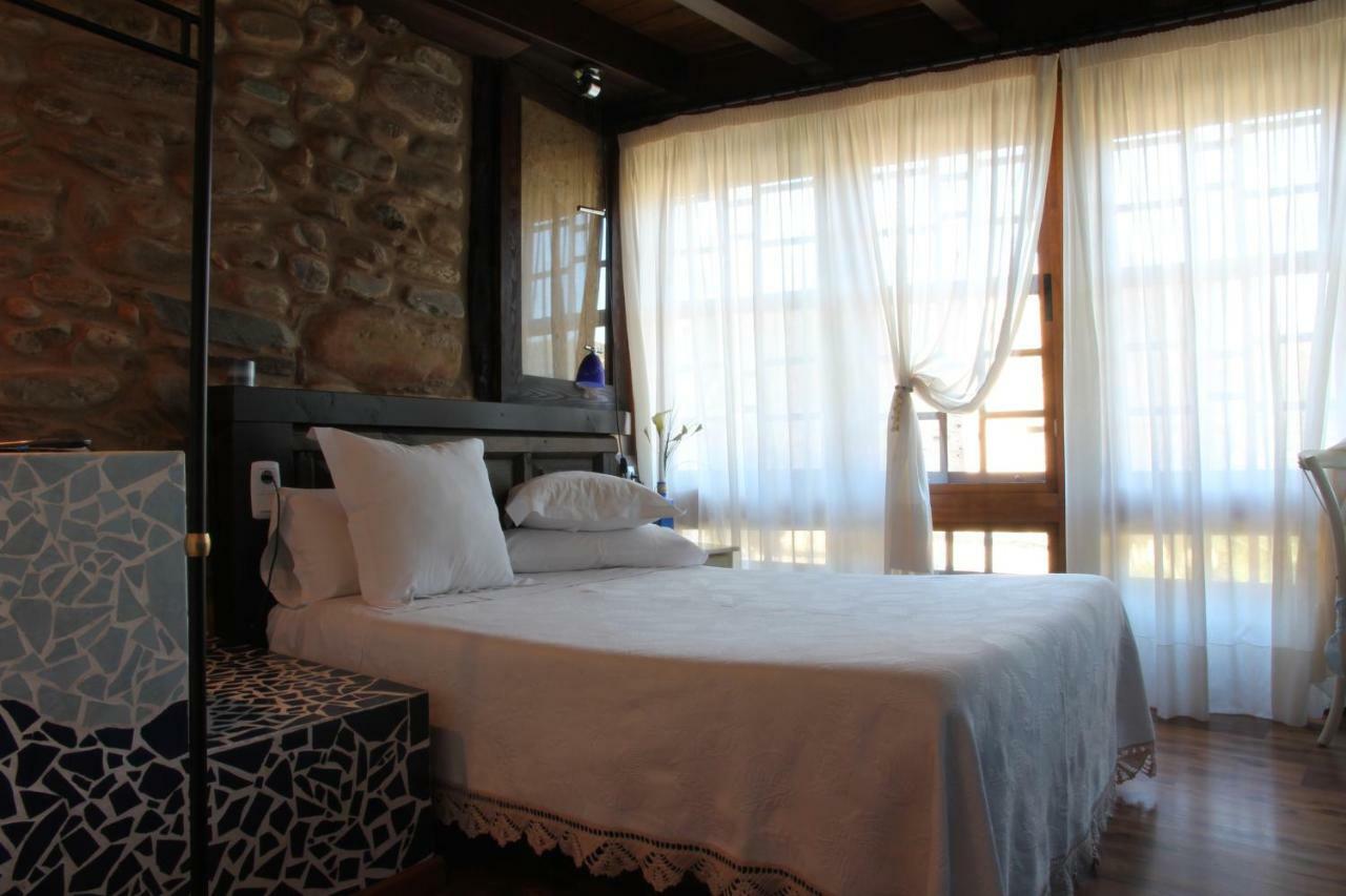 Micro-Hostal La Puerta Del Perdon Villafranca Del Bierzo Luaran gambar